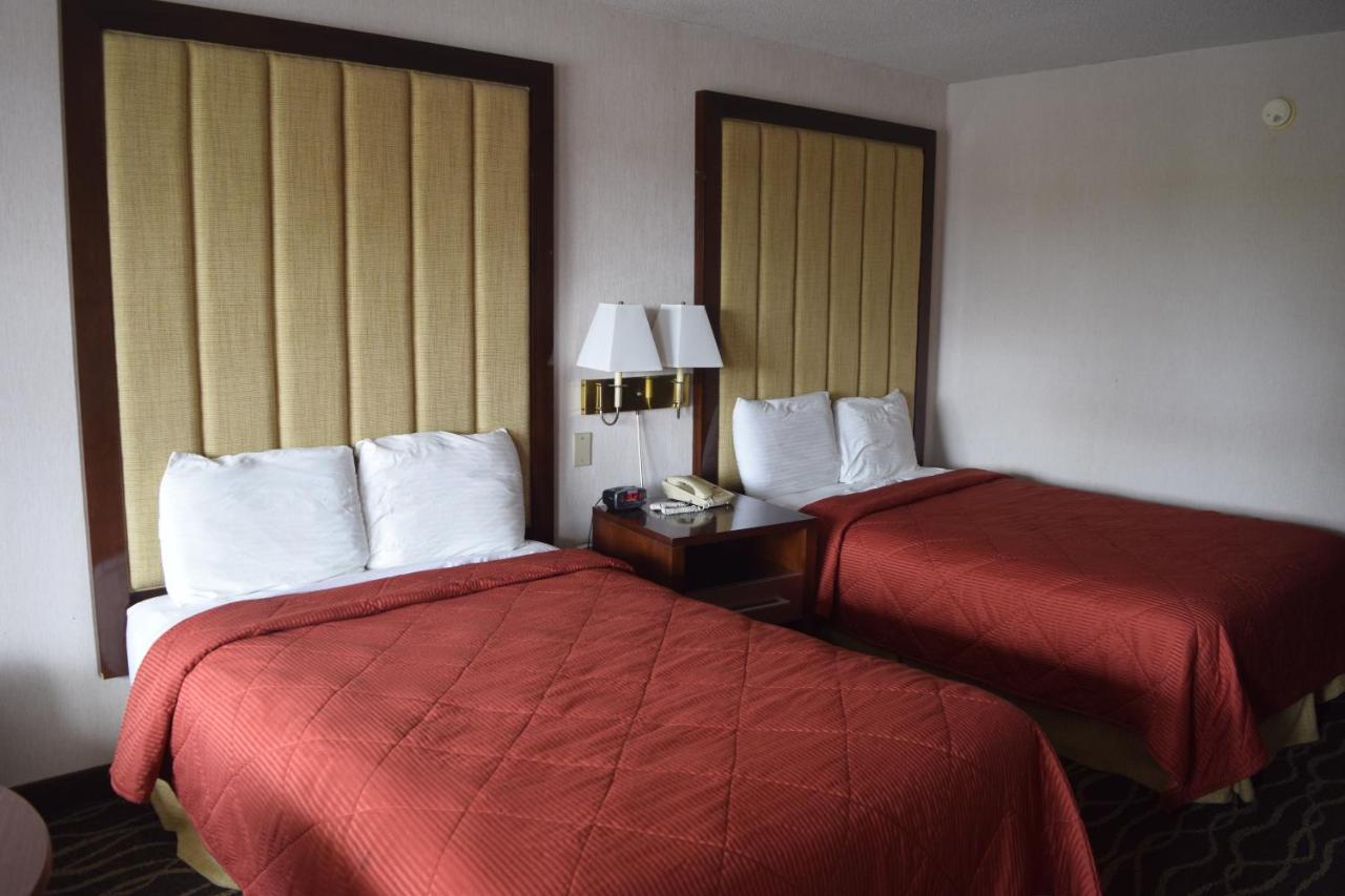 Landmark Inn Hartsville Extérieur photo